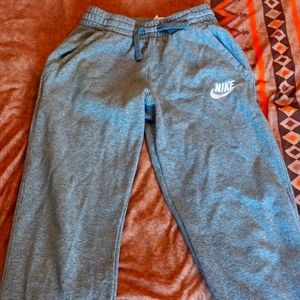 Nike boy's sweatpants